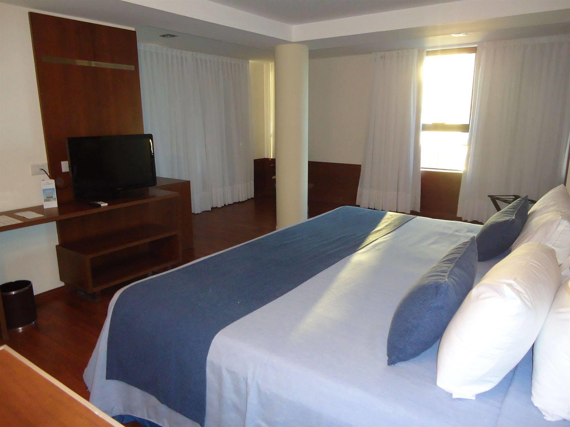 Puerto Amarras Hotel & Suites Санта-Фе Экстерьер фото